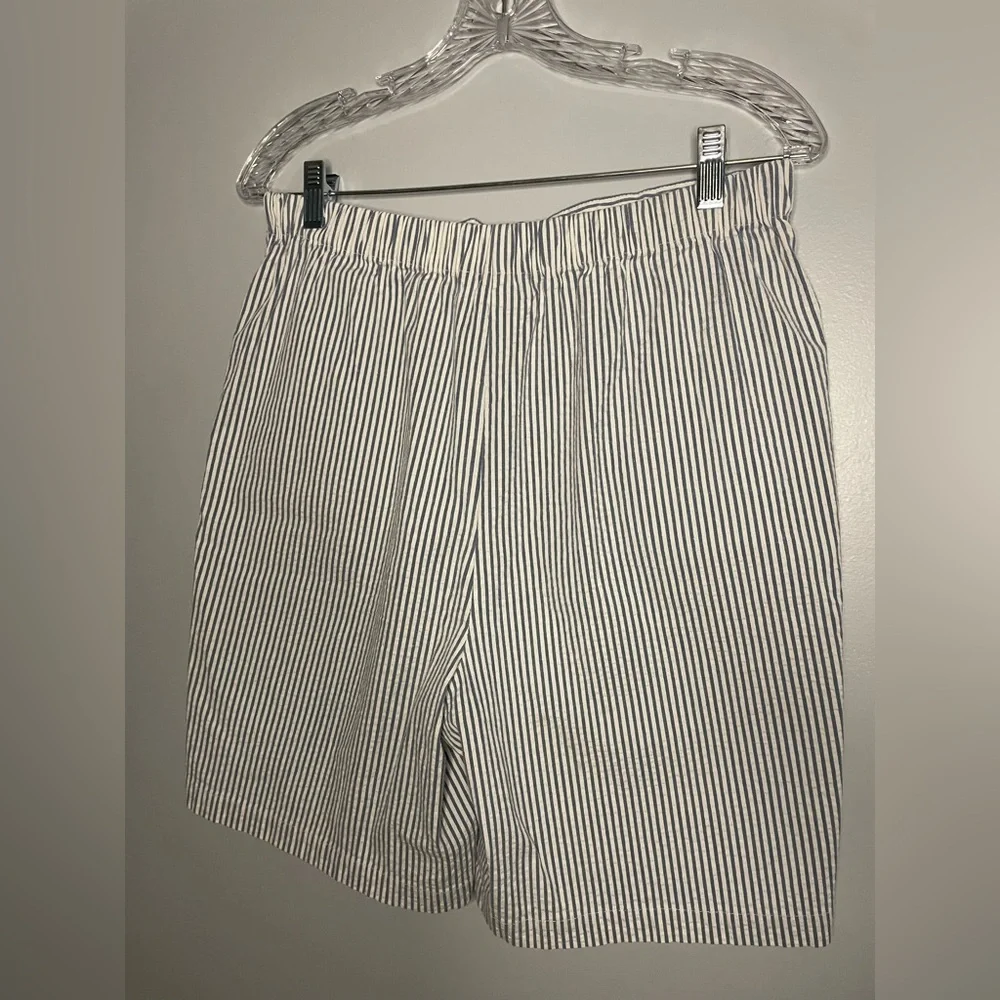 Denim & Co Vintage Blue White Stripe Shorts 4 Pockets Elastic Waist 7" Inseam - Picture 11 of 16
